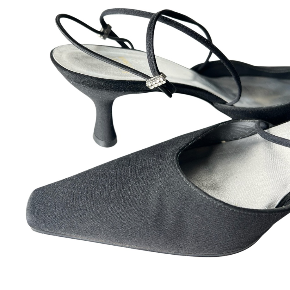 Stuart Weitzman Black Pointed-Toe Kitten Heel Size 7.5 - Picture 4 of 7